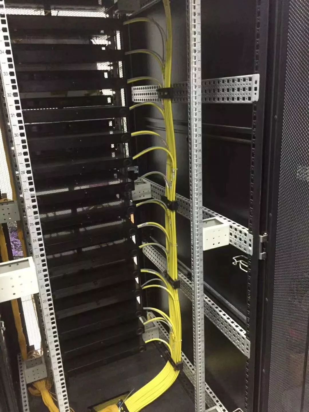 弱电工程综合布线标准施工图片展示与设计安装要点解析